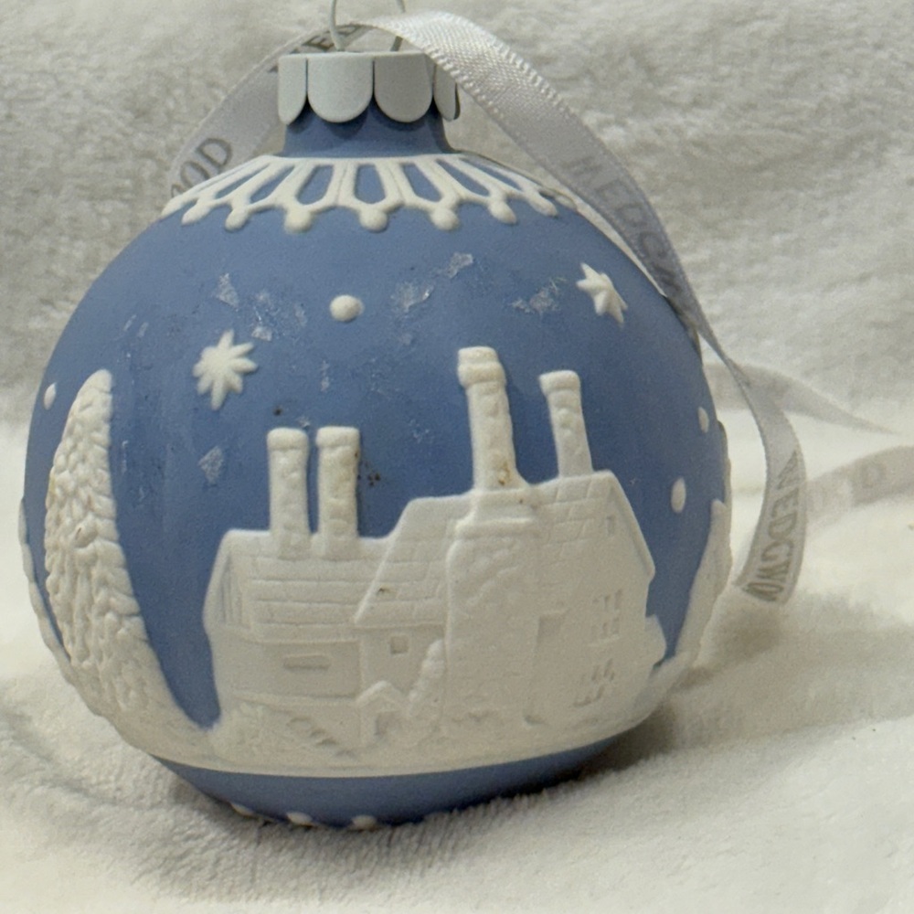 Wedgwood Blue Jasper ware Holiday Ornament Country side Manor, Church Topiary